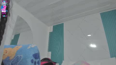 sara allenx online show from September 14, 7:24 pm