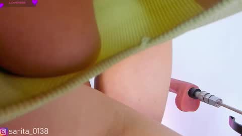 Snapshot of sara_goddess01 chatting on February 4, 12:29 am Sara online show from February 4, 12:29 am