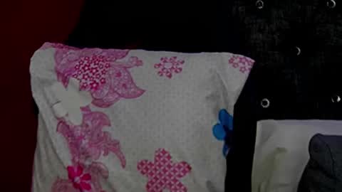 Snapshot of sara_greyx chatting on January 13, 9:20 pm Sara Greyx online show from January 13, 9:20 pm