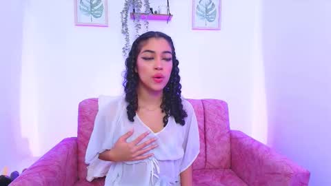 Sara Jhonson  online show from December 2, 11:51 pm