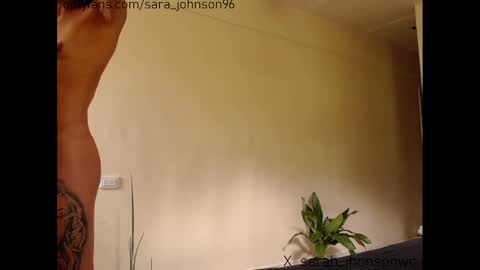 Snapshot of sara_johnson__ chatting on January 23, 3:22 pm sara_johnson__ online show from January 23, 3:22 pm