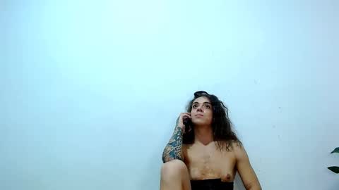 Snapshot of sara_johnson__ chatting on October 17, 2:59 am sara_johnson__ online show from October 17, 2:59 am