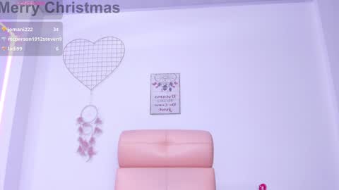 Sara online show from December 22, 6:37 pm