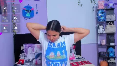 Snapshot of sara_mendez2_ chatting on September 23, 11:19 pm Sara Mendez online show from September 23, 11:19 pm