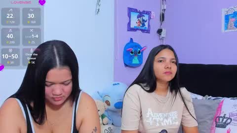 Snapshot of sara_mendez2_ chatting on October 7, 11:35 pm Sara Mendez online show from October 7, 11:35 pm