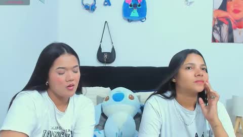 Snapshot of sara_mendez2_ chatting on December 14, 11:31 pm Sara Mendez online show from December 14, 11:31 pm