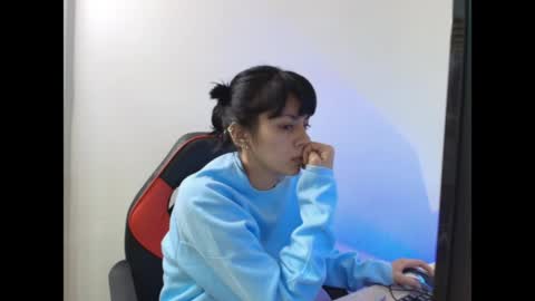 sara_mirandaaa online show from April 21, 11:51 pm