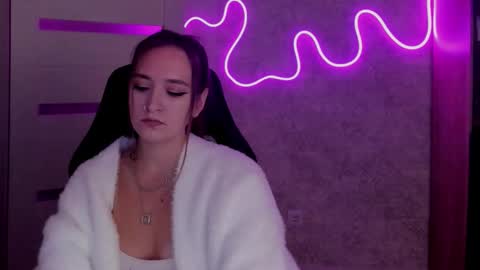 Snapshot of sara_rossse chatting on October 2, 6:59 pm Sara online show from October 2, 6:59 pm