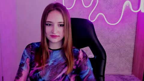 Sara online show from November 8, 8:40 pm