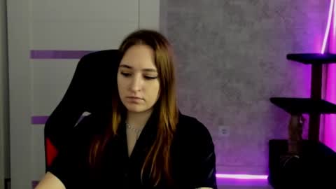 Sara online show from March 12, 8:04 pm