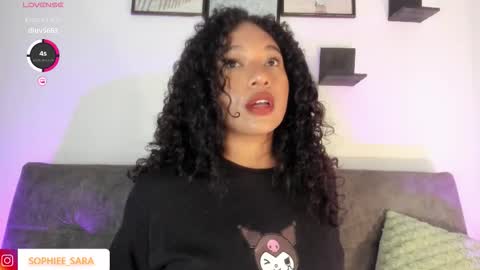 Snapshot of sara_sophiee chatting on September 18, 3:36 pm sara sofia online show from September 18, 3:36 pm