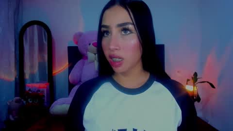 Snapshot of sara_stone03 chatting on February 14, 1:34 am sara_stone03 online show from February 14, 1:34 am