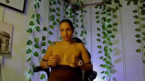 Snapshot of sara_thompson01 chatting on September 16, 1:50 am SARA online show from September 16, 1:50 am