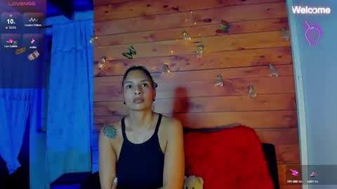Snapshot of sara_thompson01 chatting on October 17, 2:15 am SARA online show from October 17, 2:15 am