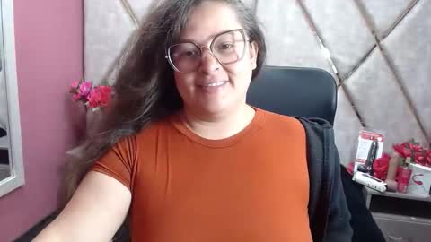 sara_thonson_ online show from February 27, 3:39 am