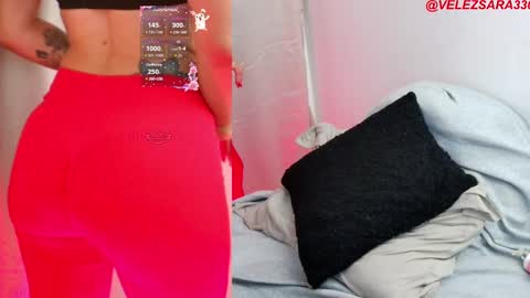 Snapshot of sara_velez_40 chatting on February 17, 8:47 pm sara velez online show from February 17, 8:47 pm