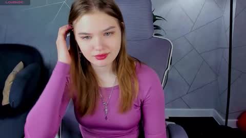 Snapshot of saraa_broown chatting on March 2, 12:57 am Sara online show from March 2, 12:57 am