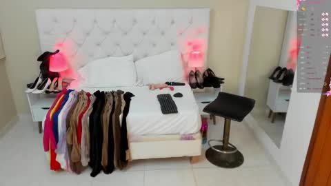 Snapshot of saraa_cute1 chatting on February 11, 3:29 am Saraa Gomez online show from February 11, 3:29 am