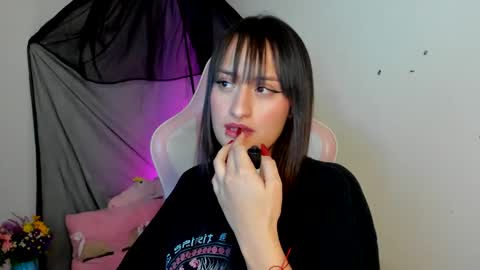 Sarah Ramirez online show from January 6, 6:36 am