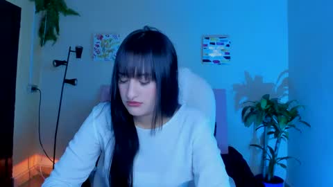 Sarah Ramirez online show from February 20, 11:31 am