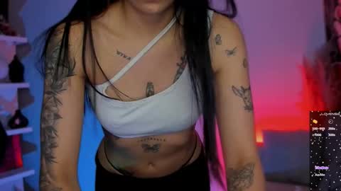 Snapshot of saraadesire chatting on October 21, 11:27 pm Sara online show from October 21, 11:27 pm