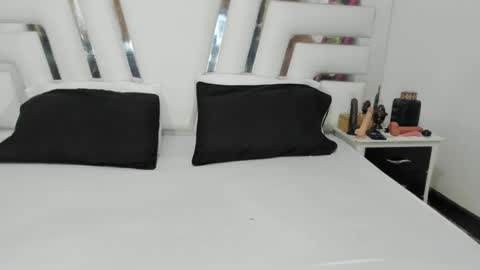 Sara online show from November 27, 11:29 pm