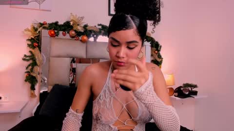 Snapshot of saraandstiven chatting on December 30, 7:04 am Sara And Stiven online show from December 30, 7:04 am