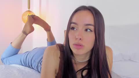 Sara online show from December 7, 10:28 pm