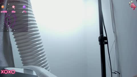   online show from February 5, 10:08 am