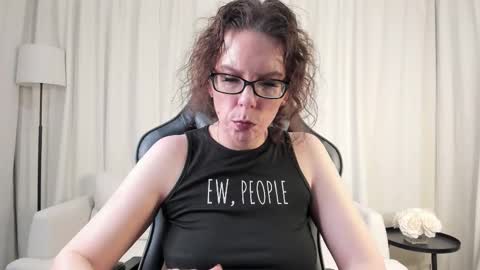 Sara Desire online show from March 7, 3:47 am