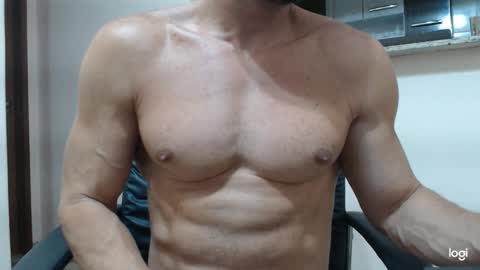 saradorj92 online show from January 16, 6:35 am