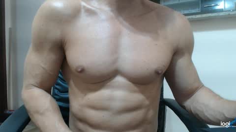 saradorj92 online show from January 25, 7:06 am