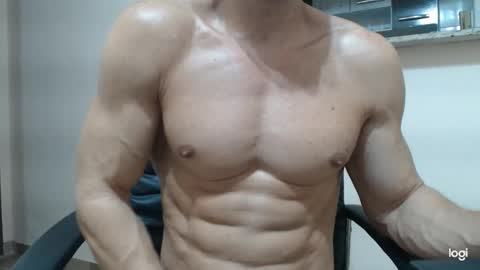 saradorj92 online show from February 14, 5:09 am