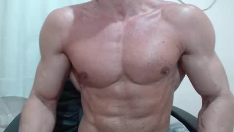 saradorj92 online show from October 27, 5:00 am