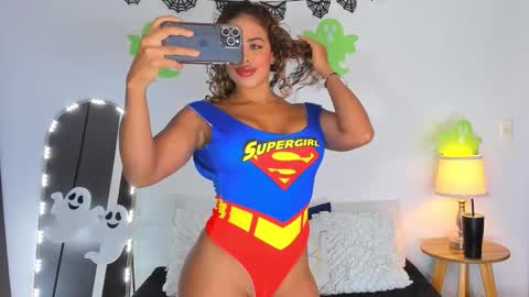 Snapshot of sarah__cinnamon chatting on October 19, 7:47 pm sarah cinnamon online show from October 19, 7:47 pm