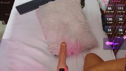 Sarah  online show from November 12, 2:39 pm