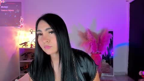 Snapshot of sarah_bali chatting on February 19, 8:10 pm Sarah Valkiria IG Sar lanister online show from February 19, 8:10 pm