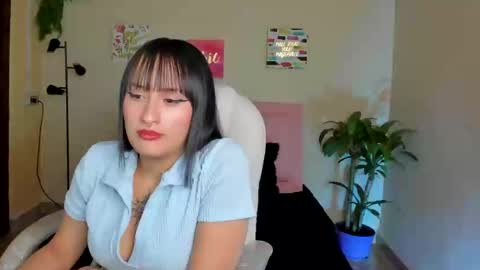 Sarah Ramirez online show from February 25, 9:24 pm