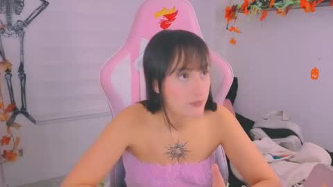 Snapshot of sarah_ramirez777 chatting on October 26, 11:53 pm Sarah Ramirez online show from October 26, 11:53 pm