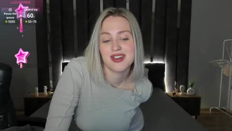 Sarah online show from January 24, 12:42 am