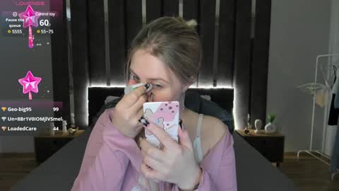 Sarah online show from January 24, 3:43 am