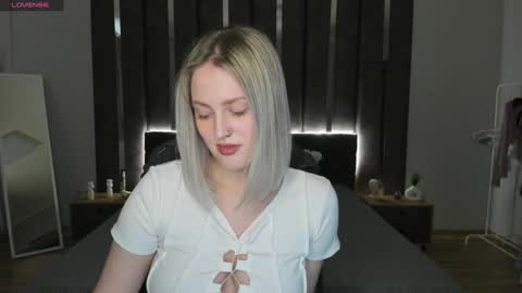 Sarah online show from February 5, 3:55 am