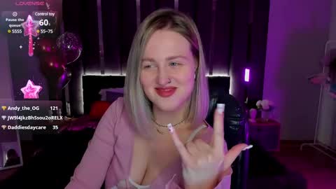 Sarah online show from March 1, 4:15 am