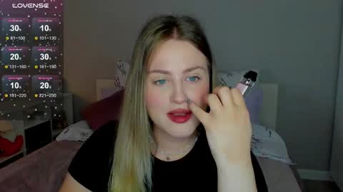 Sarah online show from October 1, 1:00 am