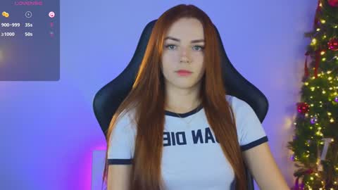 Snapshot of sarah_swtt chatting on December 27, 4:15 am - next broadcast 28 nov 7 pm Col online show from December 27, 4:15 am