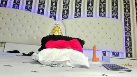 Sarah online show from January 29, 2:19 am