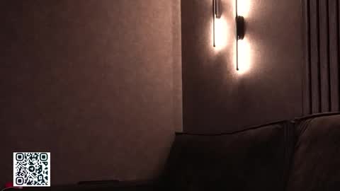 Sarah online show from September 11, 5:02 pm