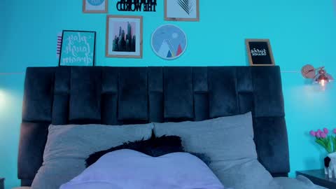 Sarah Evans online show from February 26, 1:43 am