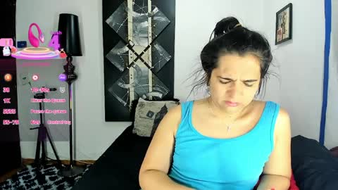  SARAHJEY     online show from April 3, 7:45 pm