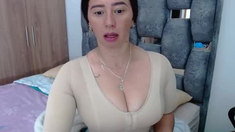 Lia online show from January 11, 1:43 pm